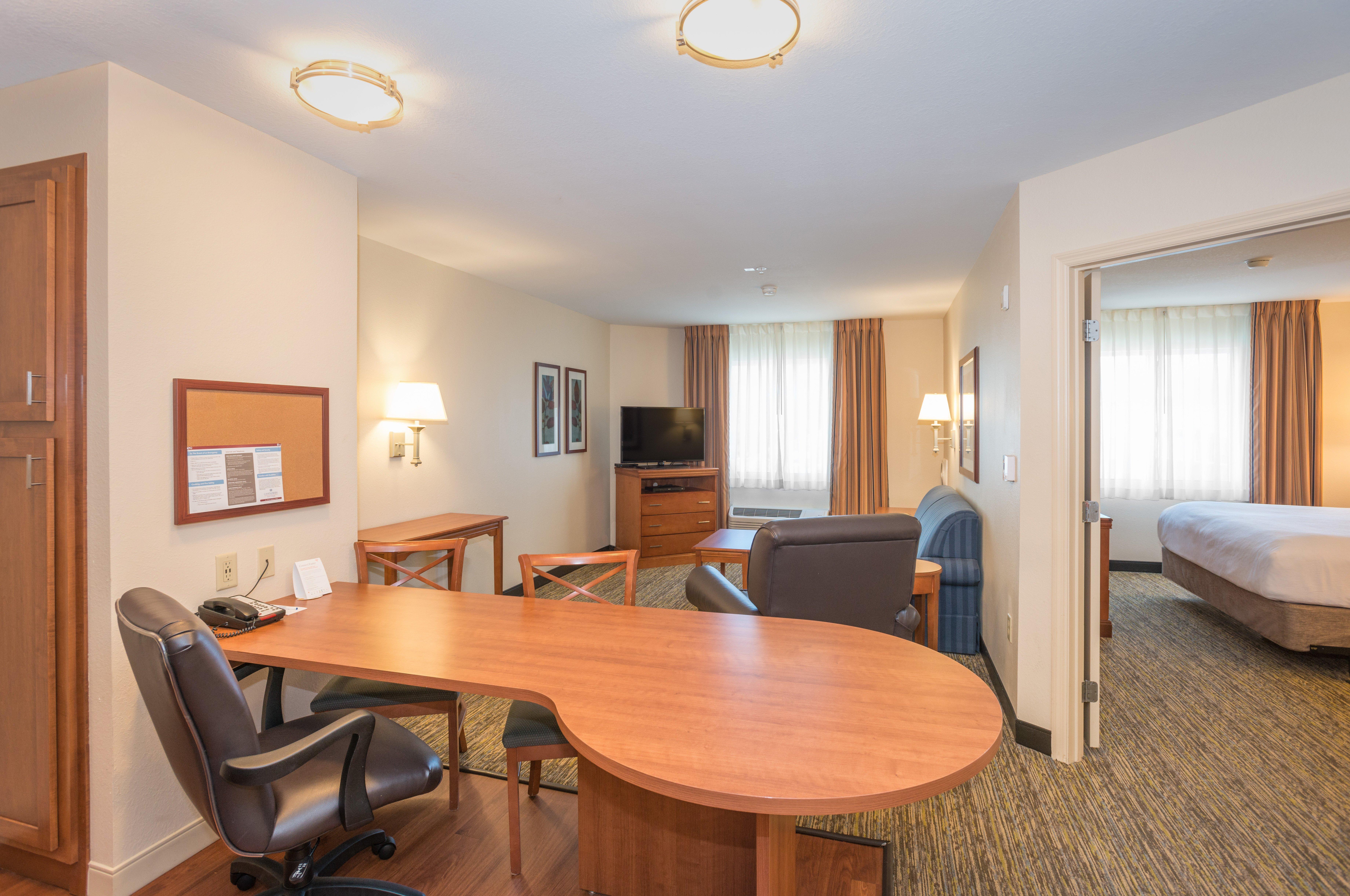 Candlewood Suites Mobile-Downtown By Ihg Eksteriør billede