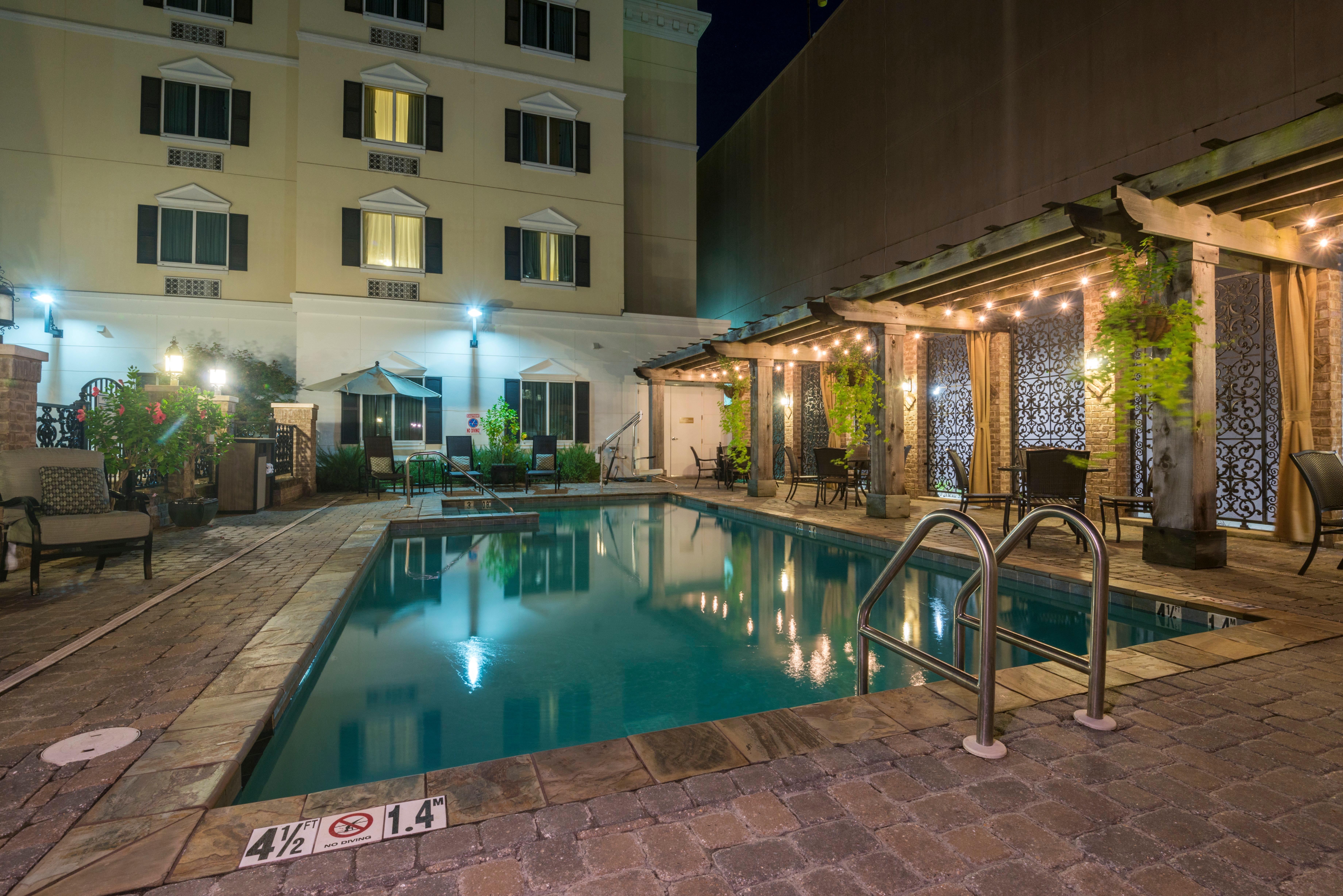 Candlewood Suites Mobile-Downtown By Ihg Eksteriør billede