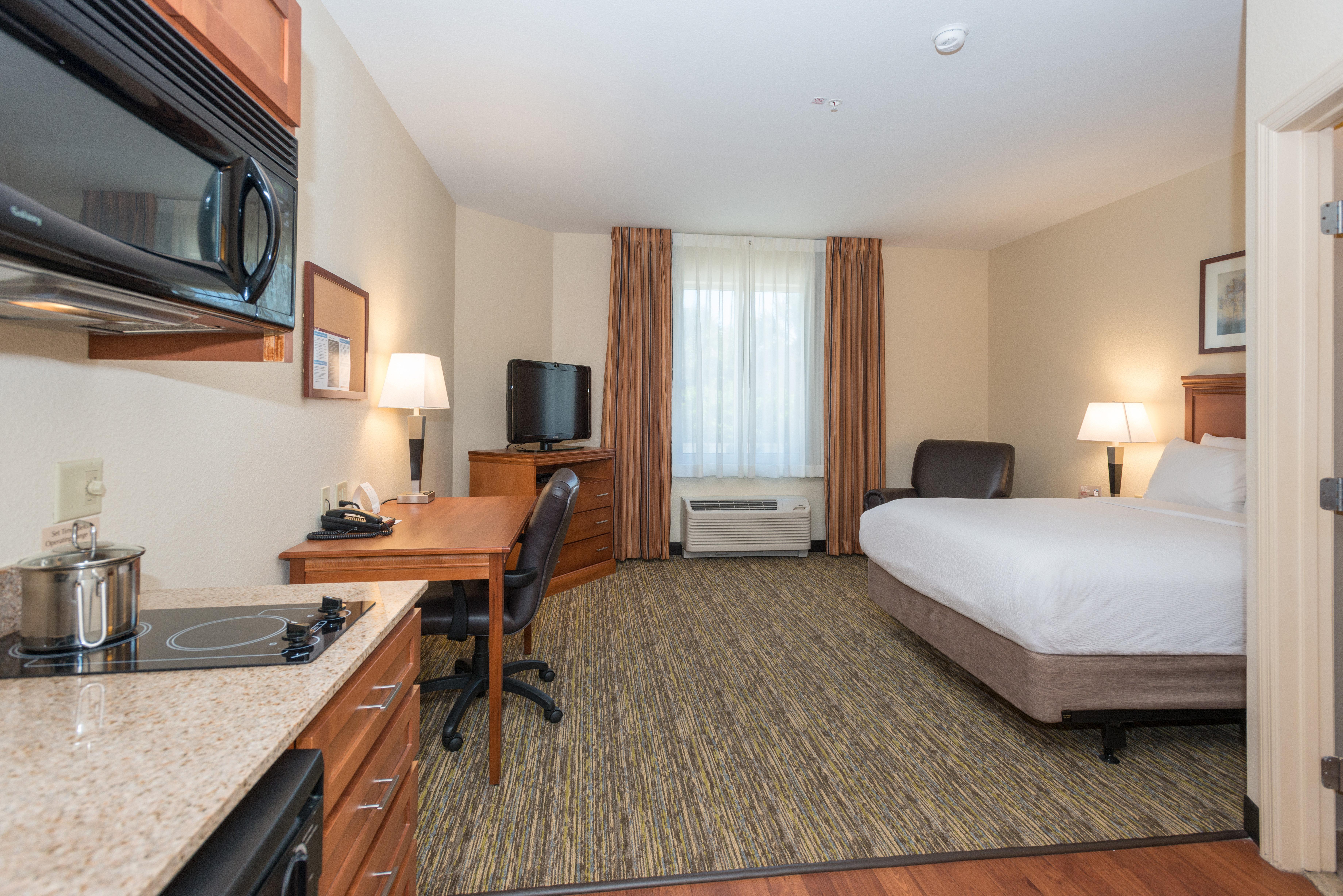 Candlewood Suites Mobile-Downtown By Ihg Eksteriør billede